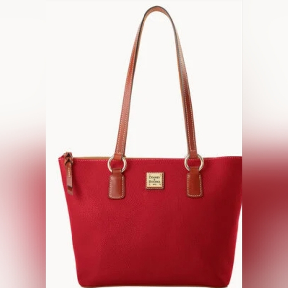 NWT Dooney & Bourke Pebble Grain Small Wren Zip Tote Red R2347 - Picture 1 of 11